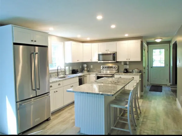 206 Waycross Way, Limerick, ME 04048
