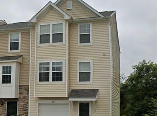 201 Birds Eye View Dr #201, Morgantown, WV 26501
