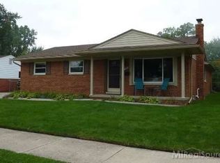 1973 Alexander Dr, Troy, MI