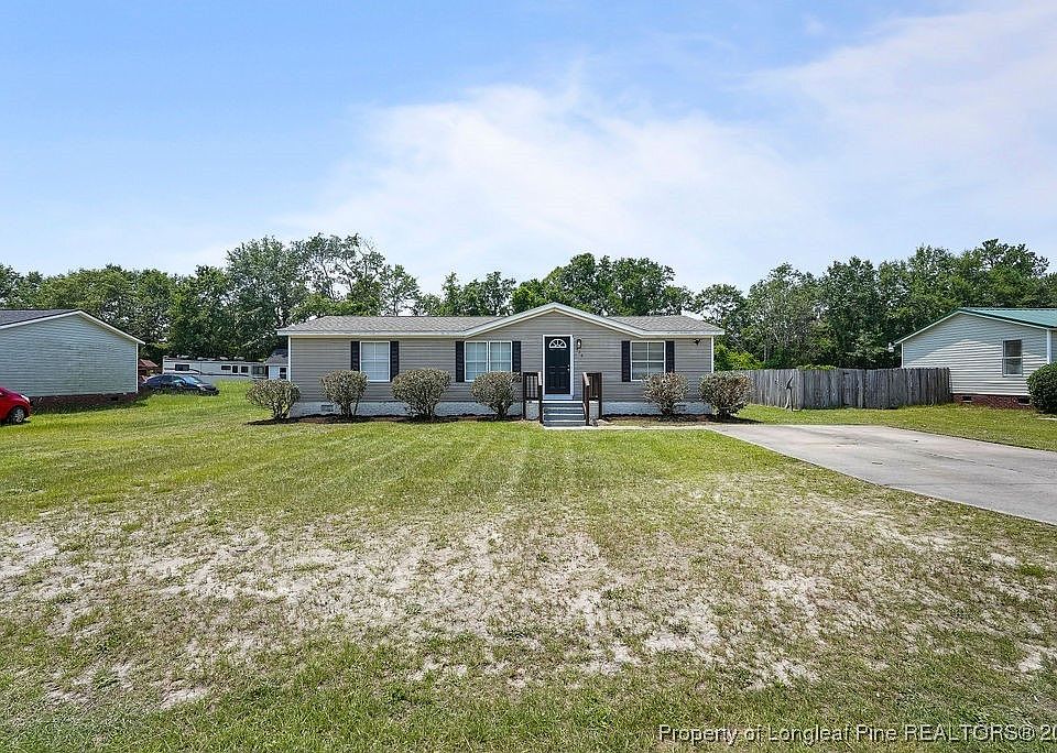 1st image of 226 Twin Creeks Dr