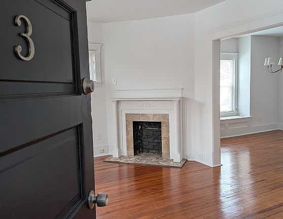 2nd image of 7418 Franklin Blvd APT 3