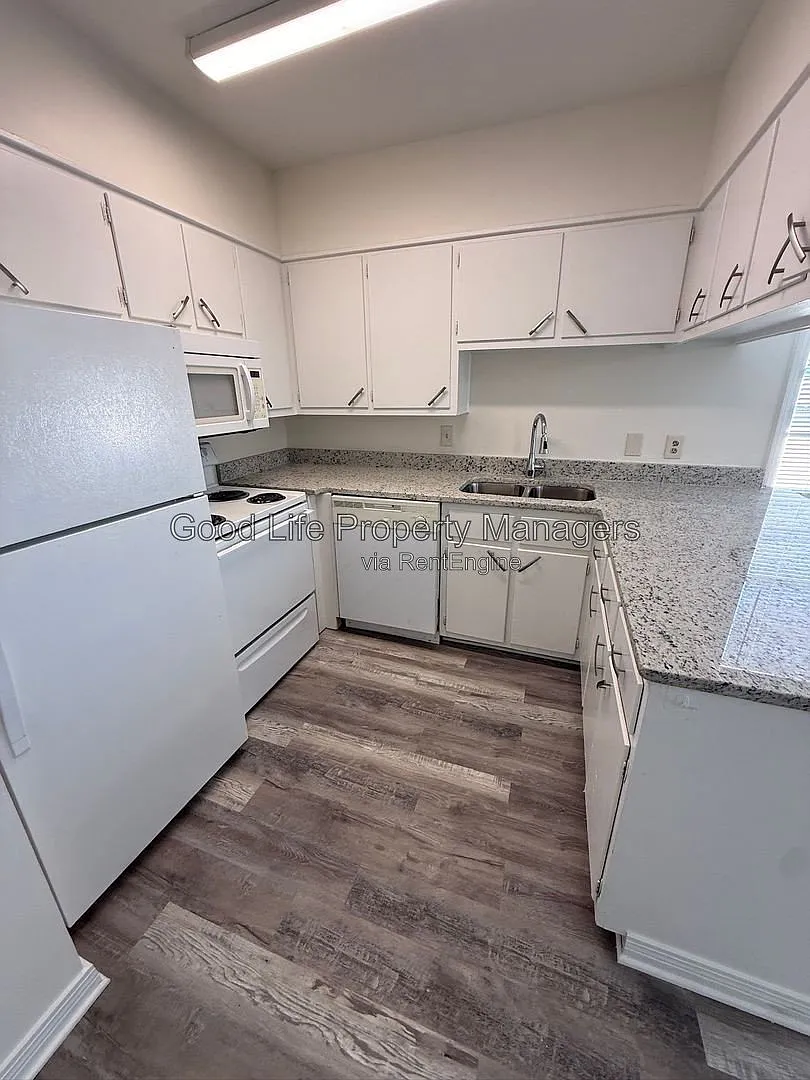 1 bed, 1.0 bath, 550 sqft, $1,200 — Photo 3