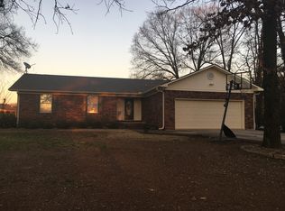 25 Halbrook Ln, Morrilton, AR 72110
