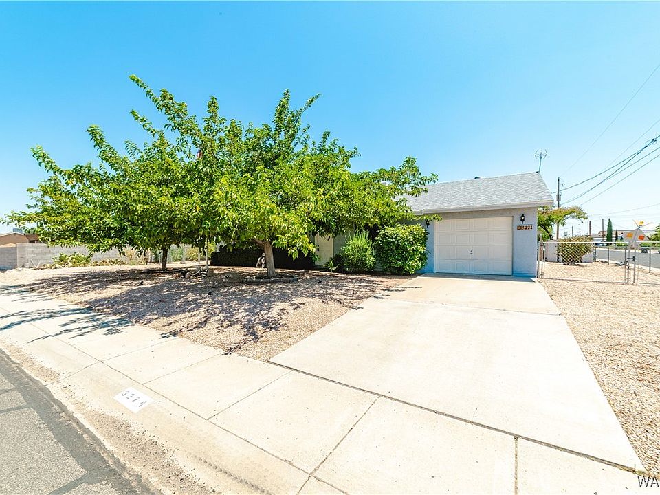 1st image of 3224 Calumet Avenue