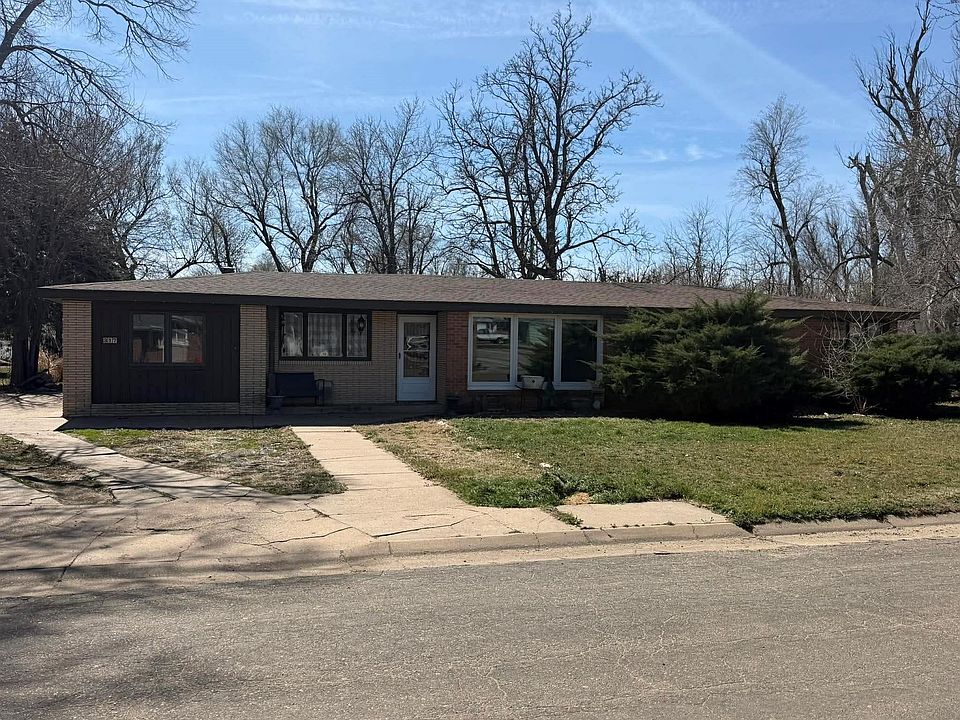 1st image of 317 W 2nd St