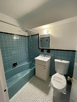 Rented by KNOCKKNOCK LLC | media 3