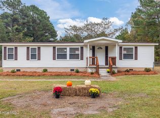1253 E Davis Rd, Jacksonville, NC 28546