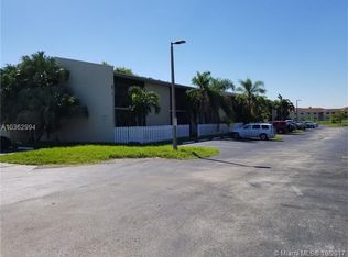 10370 SW 220th St APT 106, Miami, FL 33190