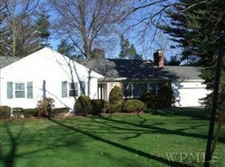 22 Topland Rd, Hartsdale, NY 10530