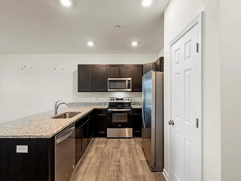 152 Baker Dr — Photo 4