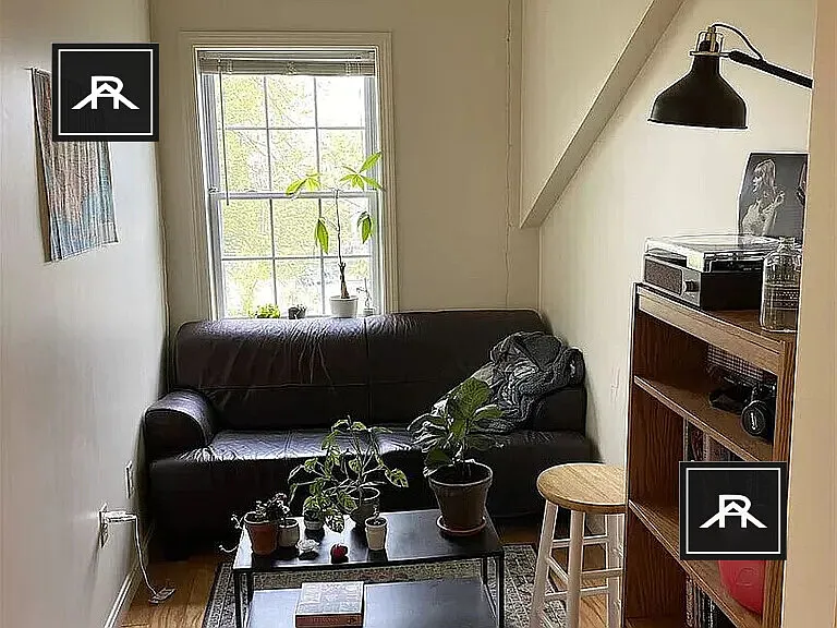 38 Raymond St #A — Photo 7