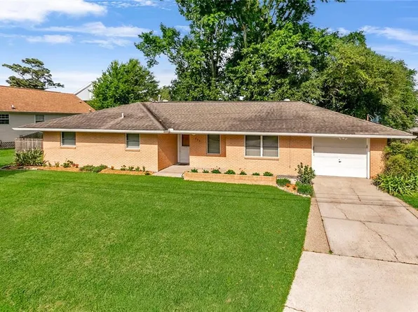 455 Clayton Dr, Norco, LA 70079