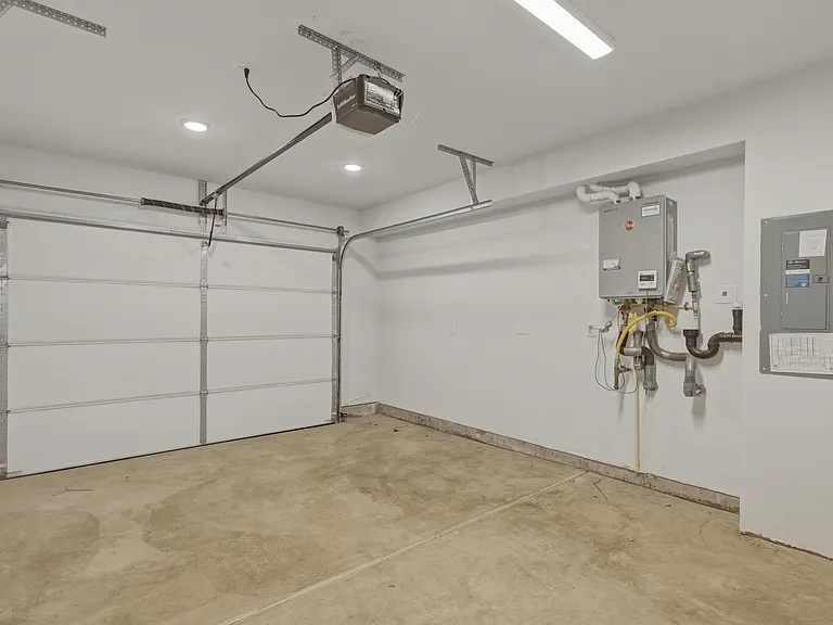 8104 SE Blanton St — Photo 22