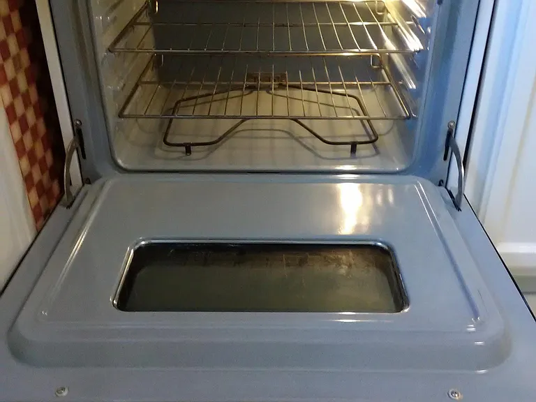 CLEAN OVEN