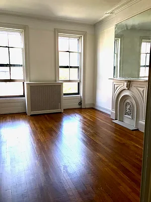 Rented by CG Realty | media 36