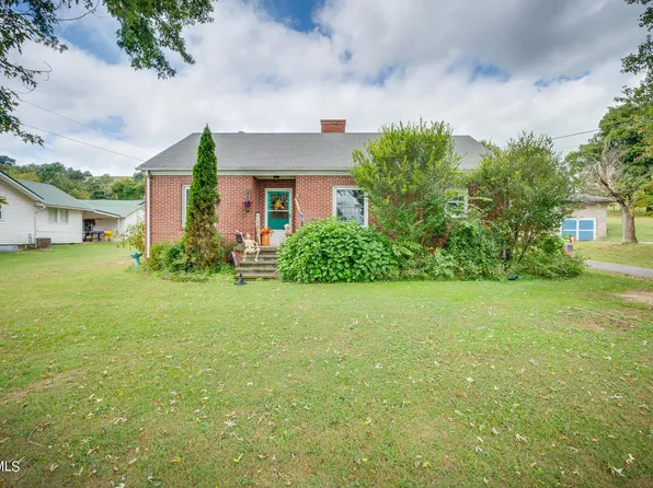 2929 Main St, Surgoinsville, TN 37873
