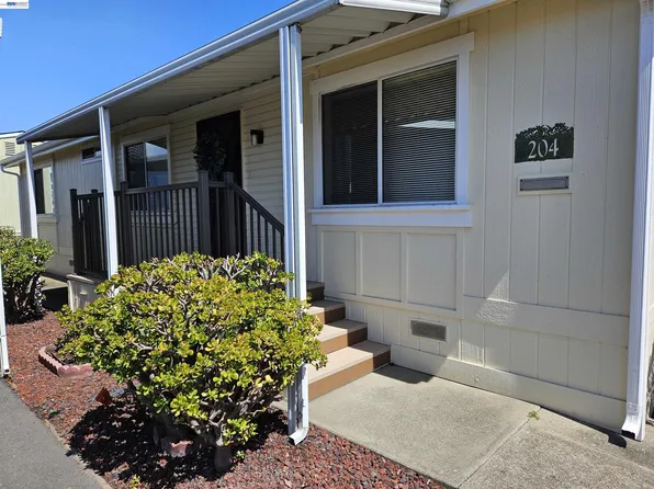 1200 W Winton Ave Space 204, Hayward, CA 94545