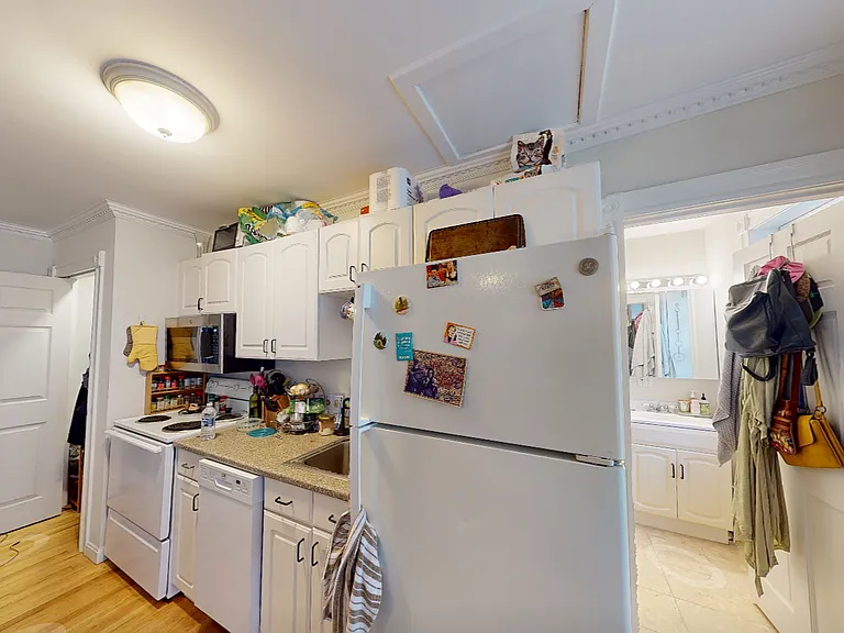 52 Bishop Allen Dr #3 — Photo 6