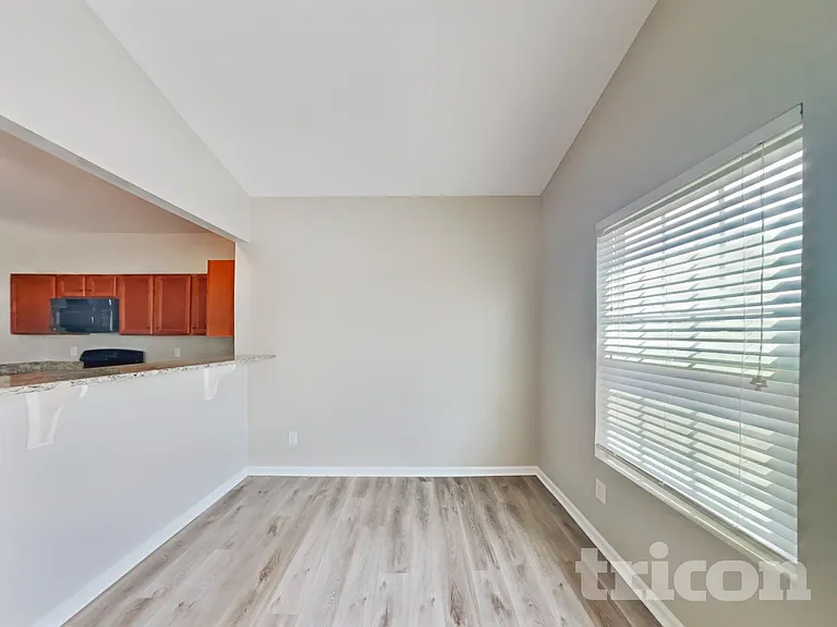 2640 Jordan Ridge Dr — Photo 5