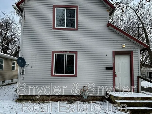 383 Black St, Akron, OH 44306
