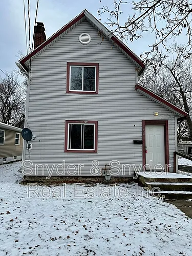383 Black St Photo 1