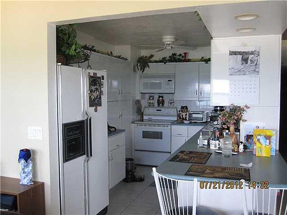 3rd image of 111 N Pompano Beach #1009