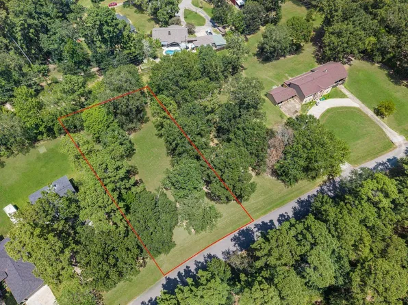 2219 Athens Dr, New Caney, TX 77357