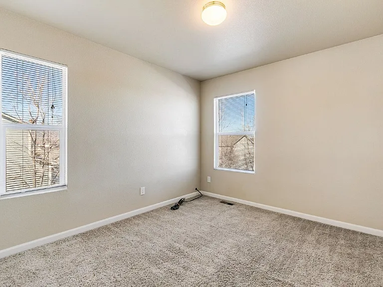 2208 Gilpin Ave — Photo 24