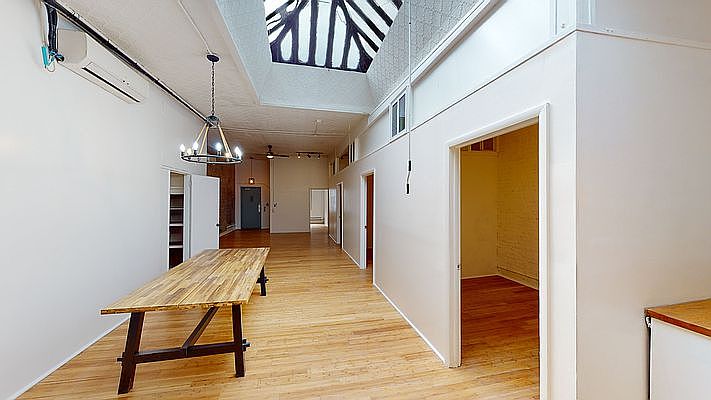 1st image of 20 Warren St APT 5