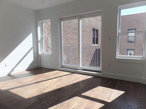 4th image of 152 W 128th St #5A