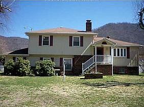1st image of 248 Elm Dr