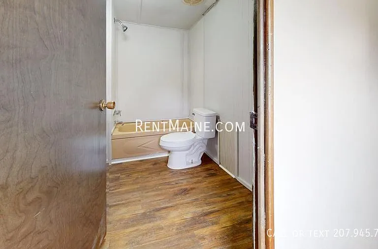 681 Main Rd N #14 — Photo 5