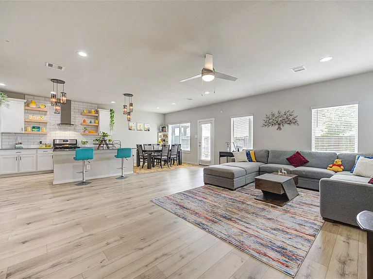 12539 Colchester Creek Ct — Photo 3