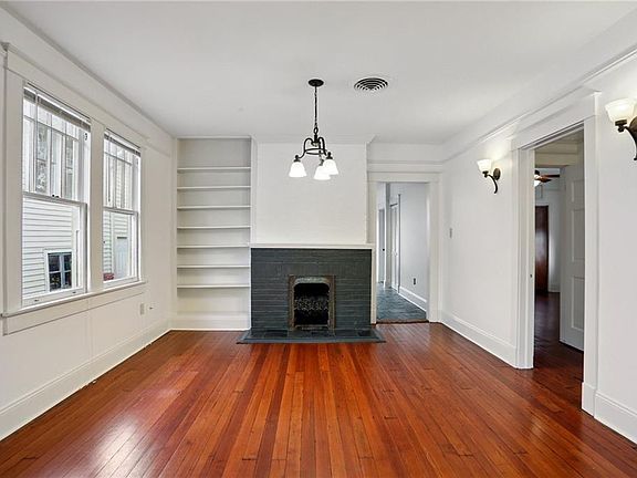 5th image of 4612 S Prieur St