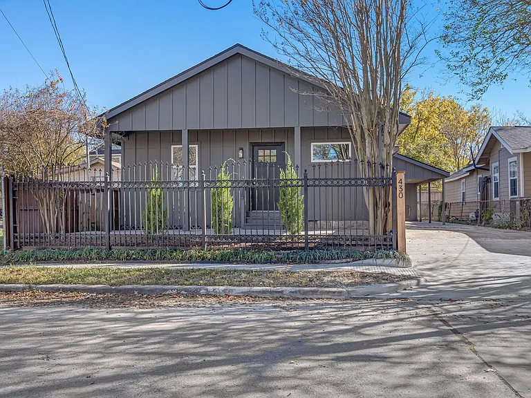 430 N Hutcheson St — Photo 28