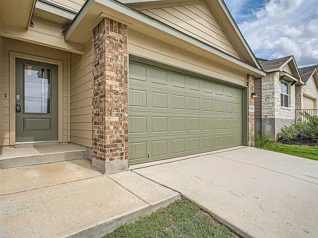 12015 Emerald Shore — Photo 4