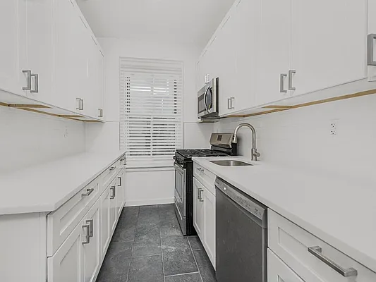 Rented by Re/Max In The City | media 12