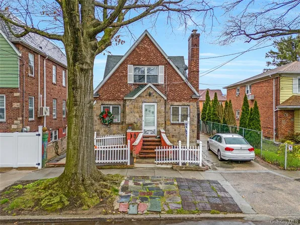 140-50 Quince Avenue image 3 of 10