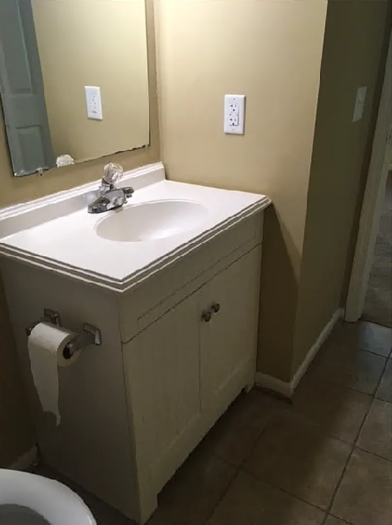 2 Bedroom/ 2 Bath Apartment — Photo 2