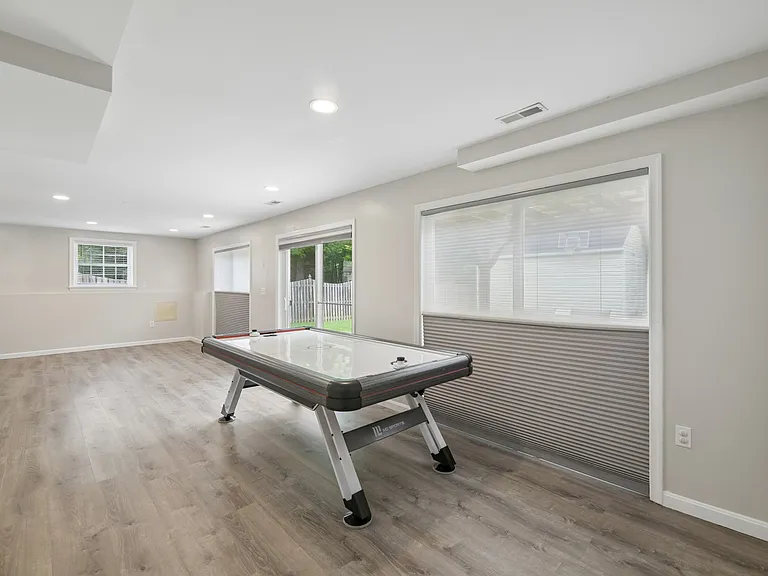 713 Mimosa Cove Rd — Photo 44