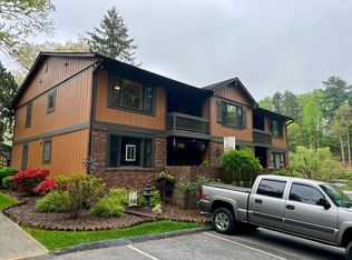 1759C Haywood Rd, Hendersonville, NC 28791