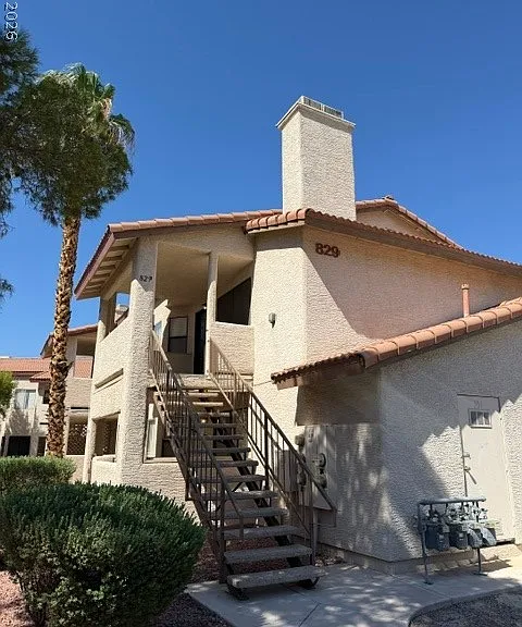 829 Rock Springs Dr #102 — Photo 1