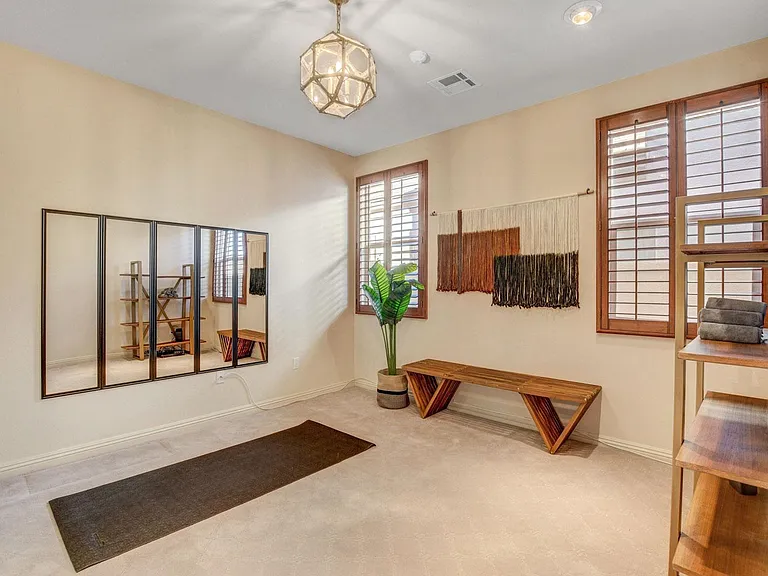 308 Round Stone Ct — Photo 30