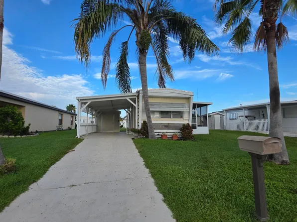 15 Grande Vista Way, Port St Lucie, FL 34952