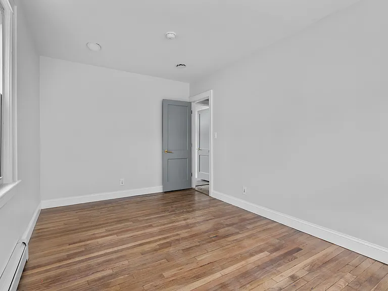119 Belmont Ave — Photo 12