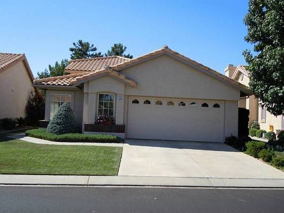 1st image of 913 Oakland Hills Dr