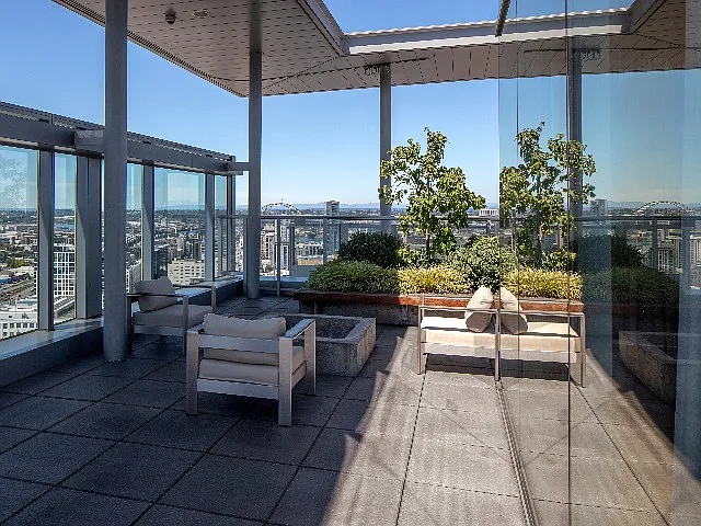 Rooftop Deck