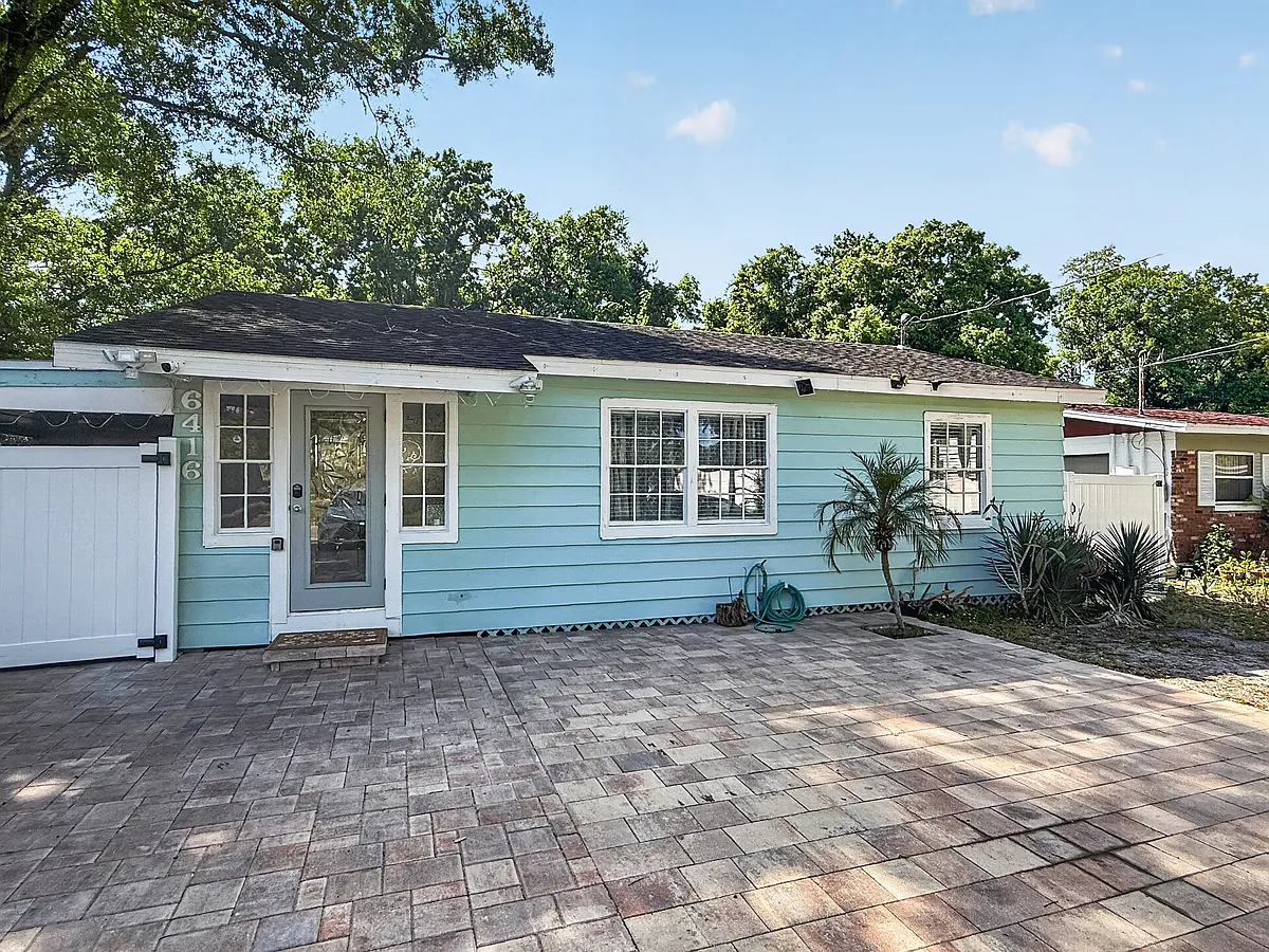 Building Photo - 6416 N Orleans Ave #1