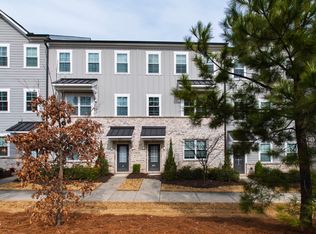 406 Clementine Dr, Cary, NC 27519