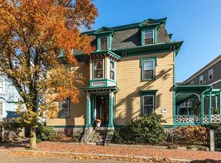 35 Pleasant St, Salem, MA 01970